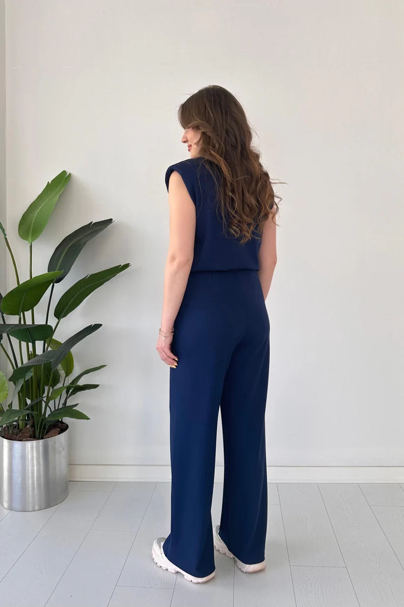 CH 561 Straight Trouser With Sleeveless Top -Miswah