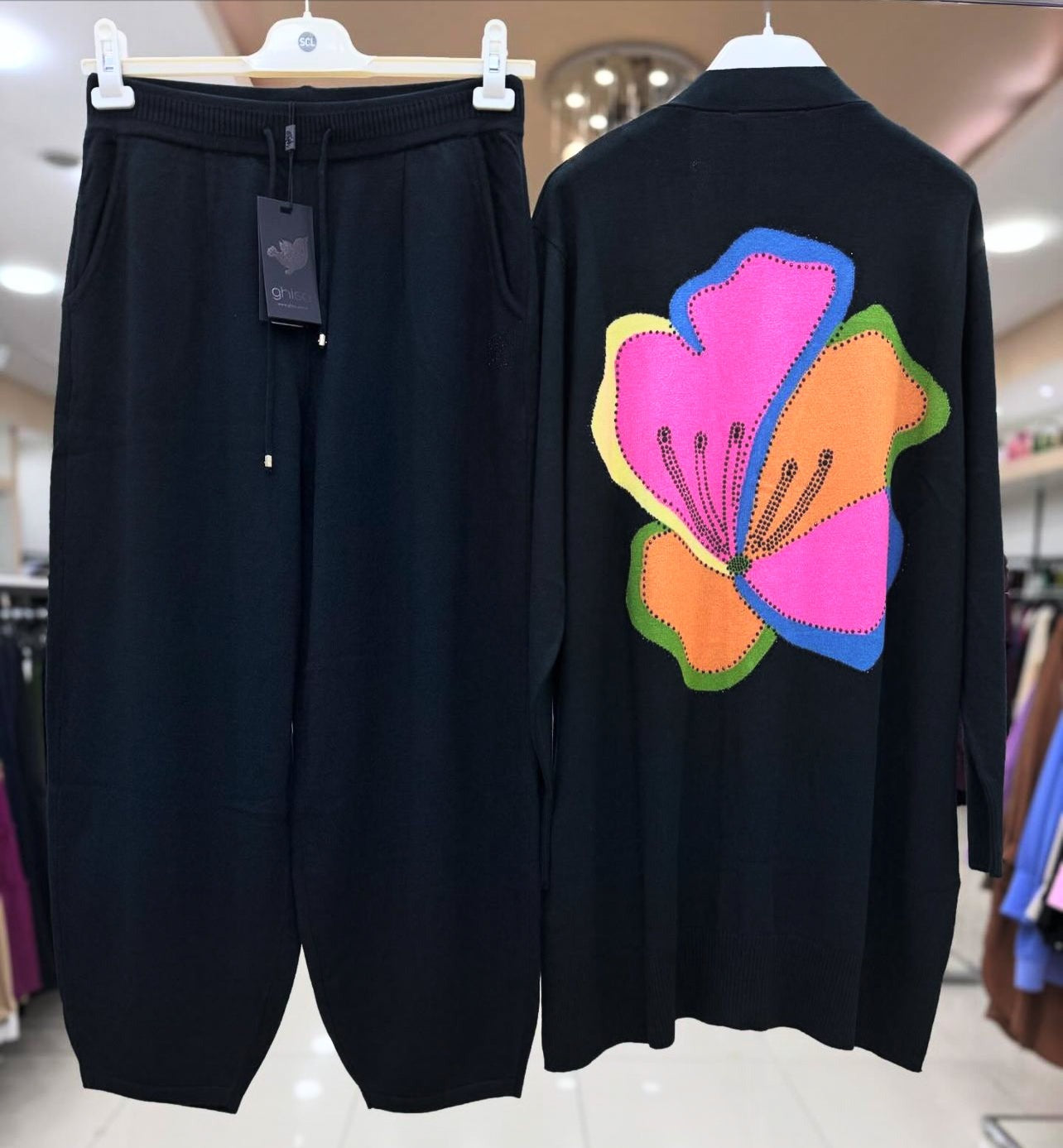 CH 485 Miswah Back Flower Printed Fleece Co ord Set For Winter