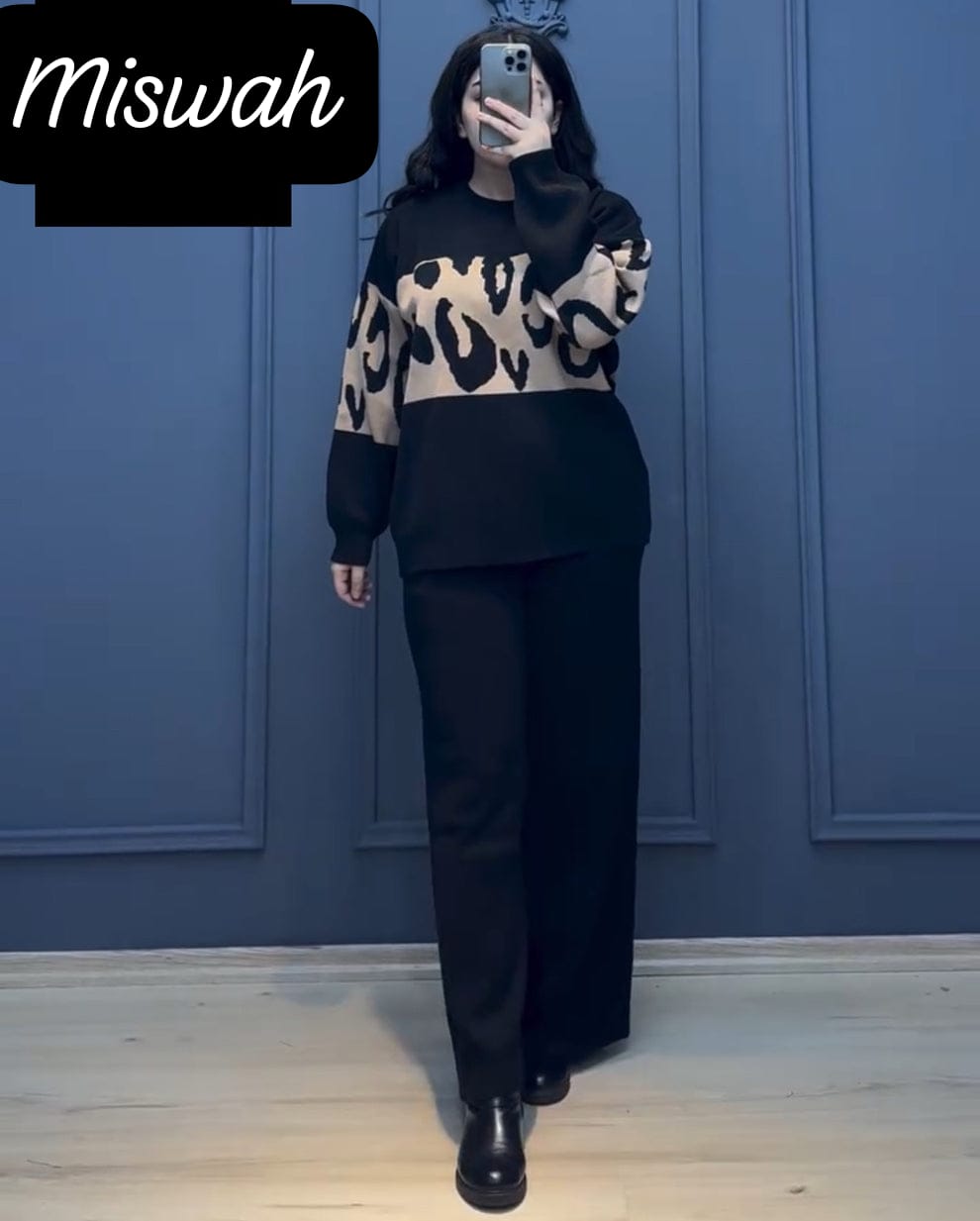 CH 526 Miswah2 Pcs Printed Fleece Co ord Set