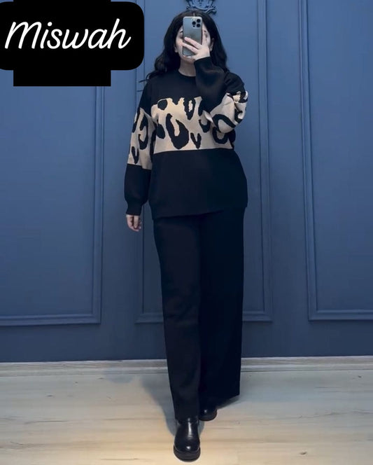 CH 526 Miswah2 Pcs Printed Fleece Co ord Set