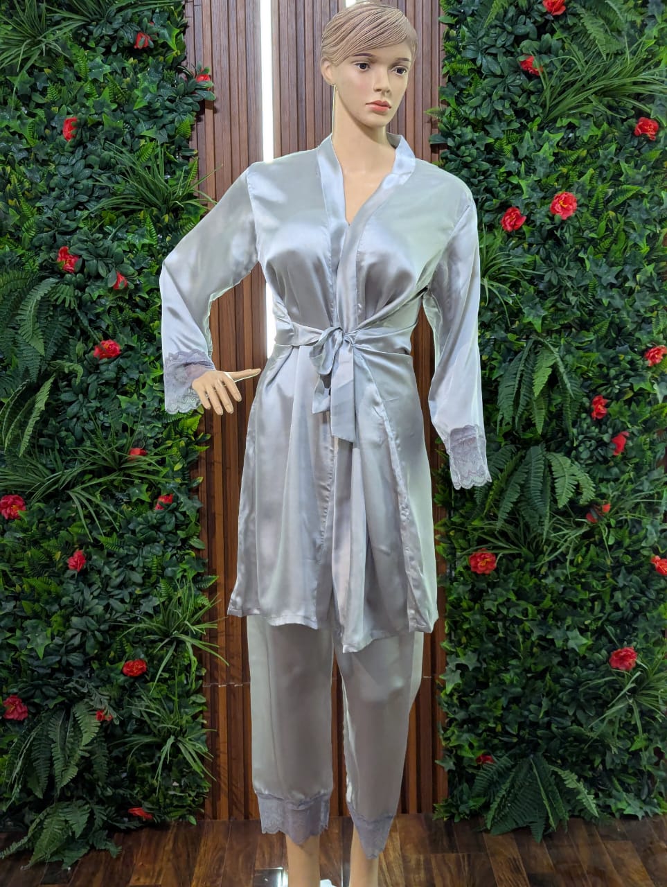 P71  Saimwear Silk Robe Gown & Trouser Nightwear